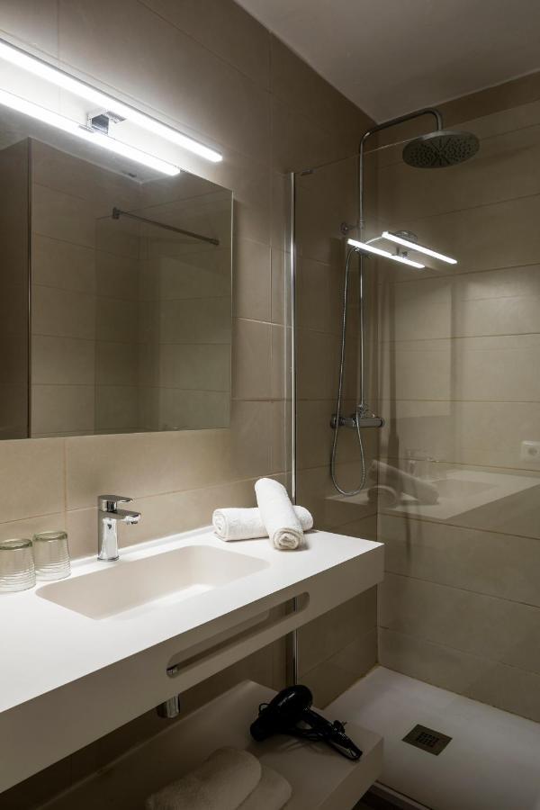 Apartamentos El Moro San Antonio  Ngoại thất bức ảnh