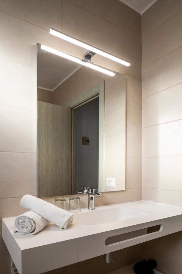 Apartamentos El Moro San Antonio  Ngoại thất bức ảnh