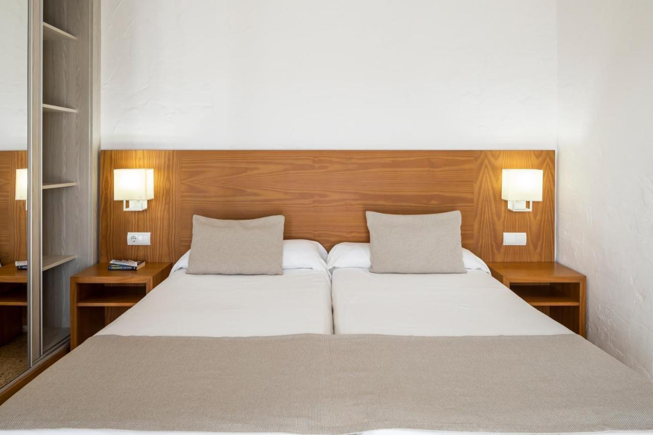 Apartamentos El Moro San Antonio  Ngoại thất bức ảnh