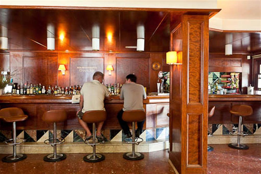 Apartamentos El Moro San Antonio  Ngoại thất bức ảnh