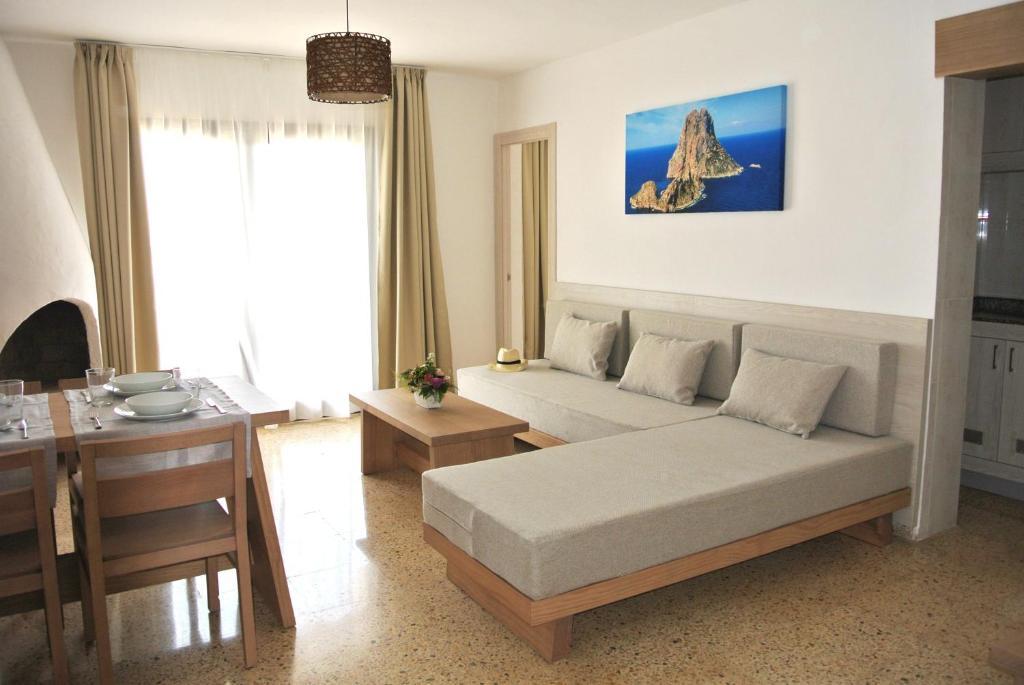 Apartamentos El Moro San Antonio  Ngoại thất bức ảnh